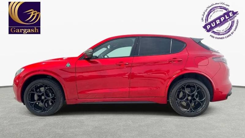 2025 Alfa Romeo Stelvio QUADRIFOGLIO thumbnail 3
