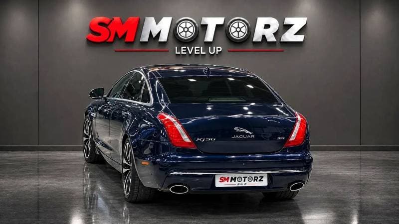 2019 Jaguar XJ 50 LWB thumbnail 6