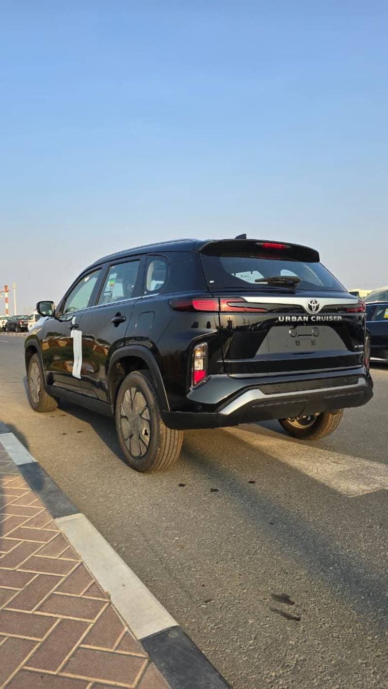 2026 Toyota Urban Cruiser GLX thumbnail 3