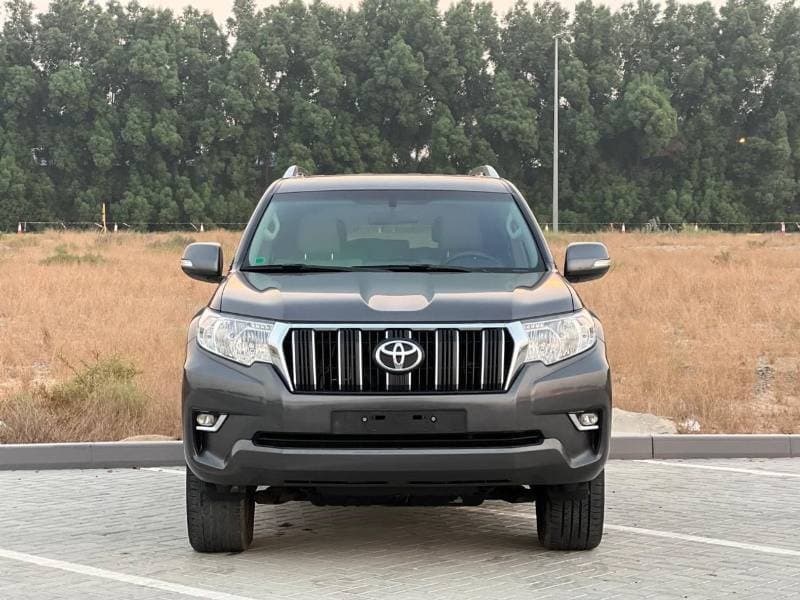2022 Toyota Land Cruiser GXR thumbnail 2