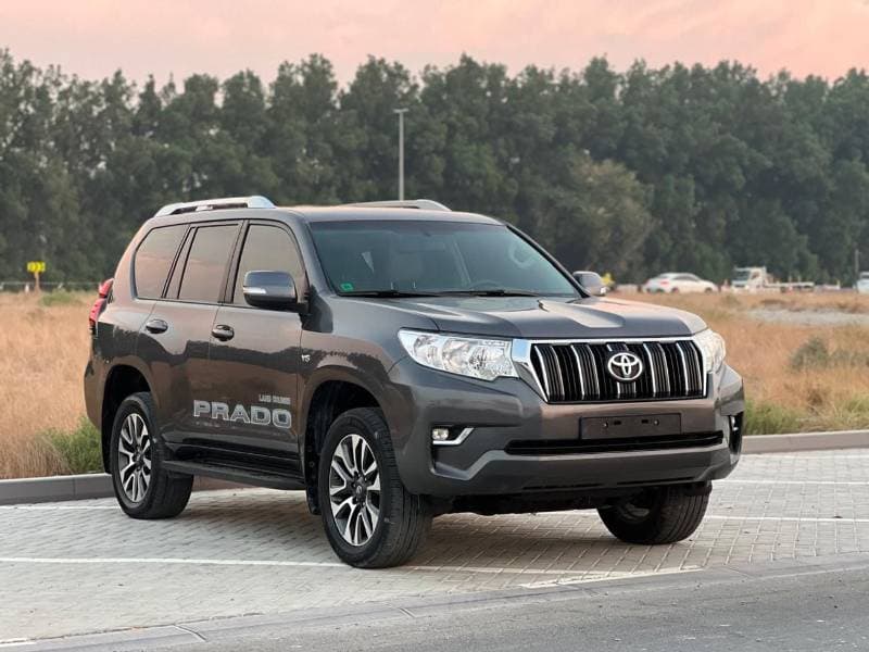 2022 Toyota Land Cruiser GXR thumbnail 3