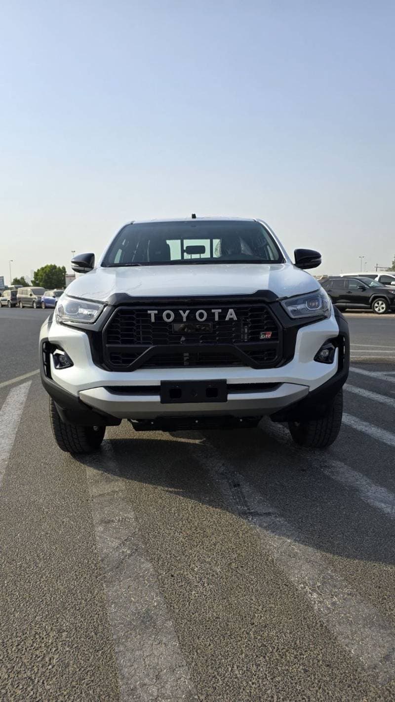 2026 Toyota Hilux GR SPORT thumbnail 2