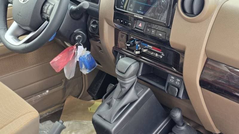 2026 Toyota Land Cruiser 70 HT S DLX thumbnail 8