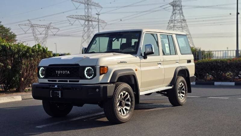 2025 Toyota Land Cruiser 70 LC76 LX