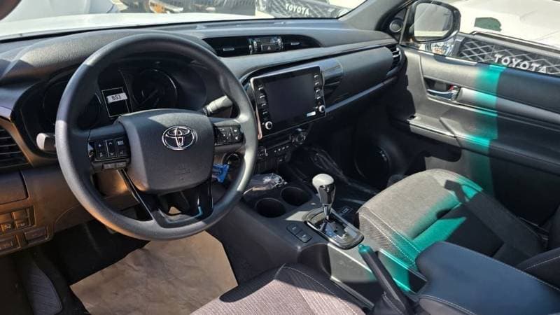 2026 Toyota Hilux ADVENTURE thumbnail 6