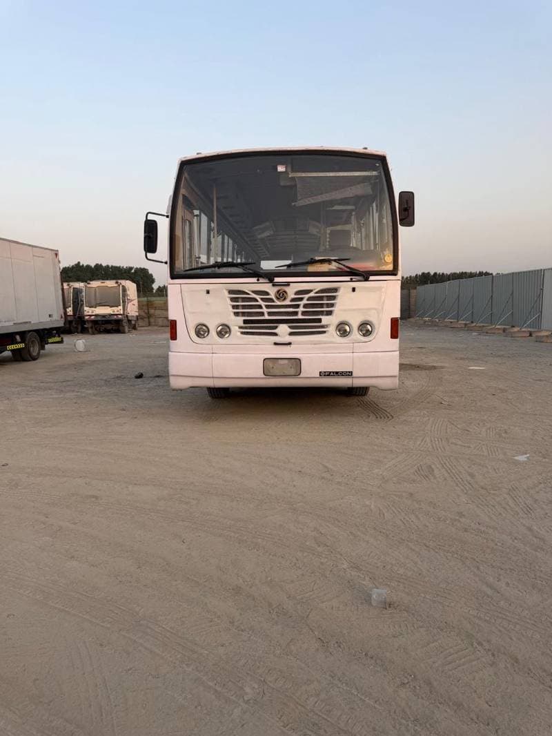 2016 Ashok Leyland Falcon Falcon ac thumbnail 2