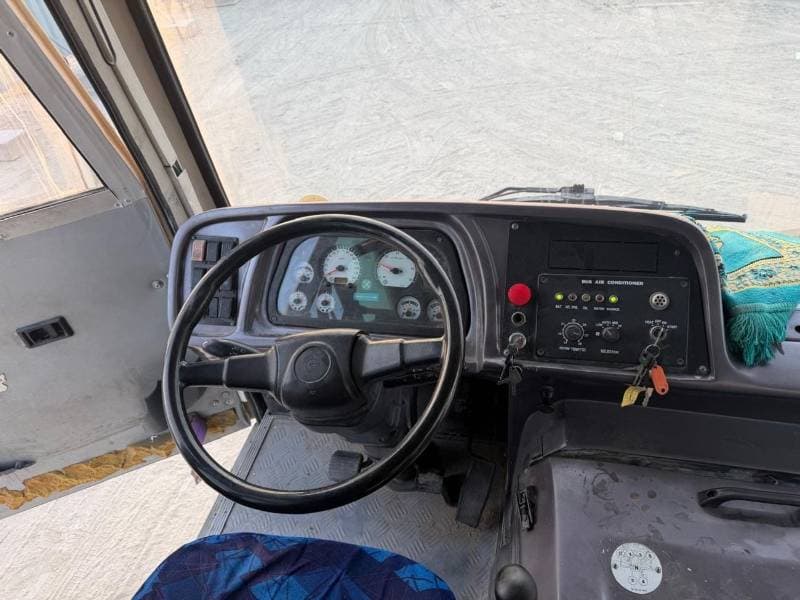 2016 Ashok Leyland Falcon thumbnail 4