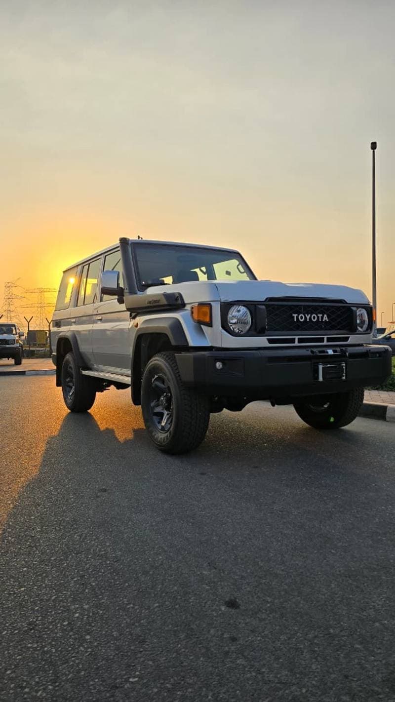 2025 Toyota Land Cruiser Pick Up