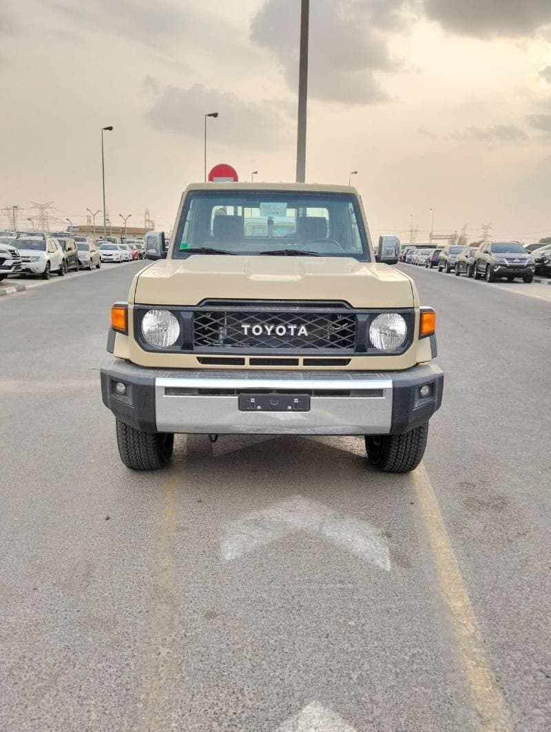 2026 Toyota Land Cruiser Pick Up thumbnail 2