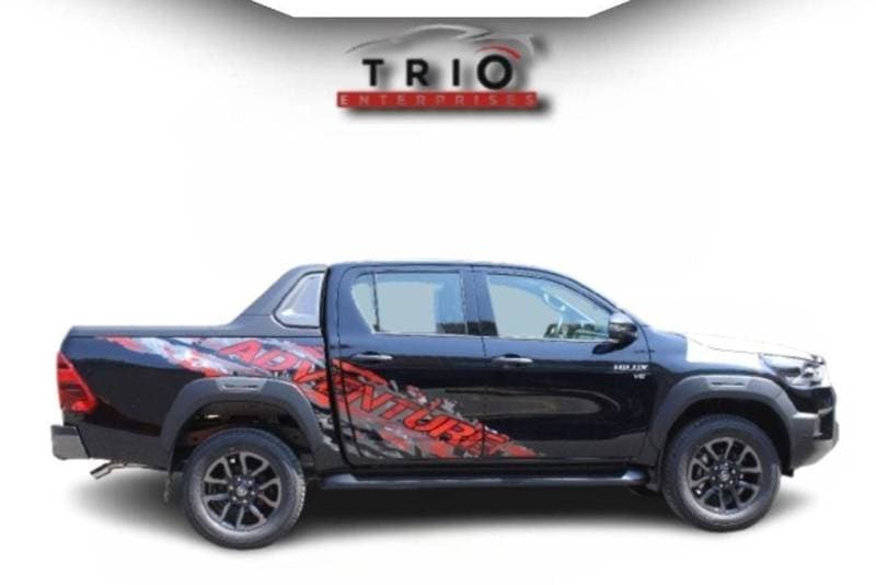 2026 Toyota Hilux ADVENTURE thumbnail 2