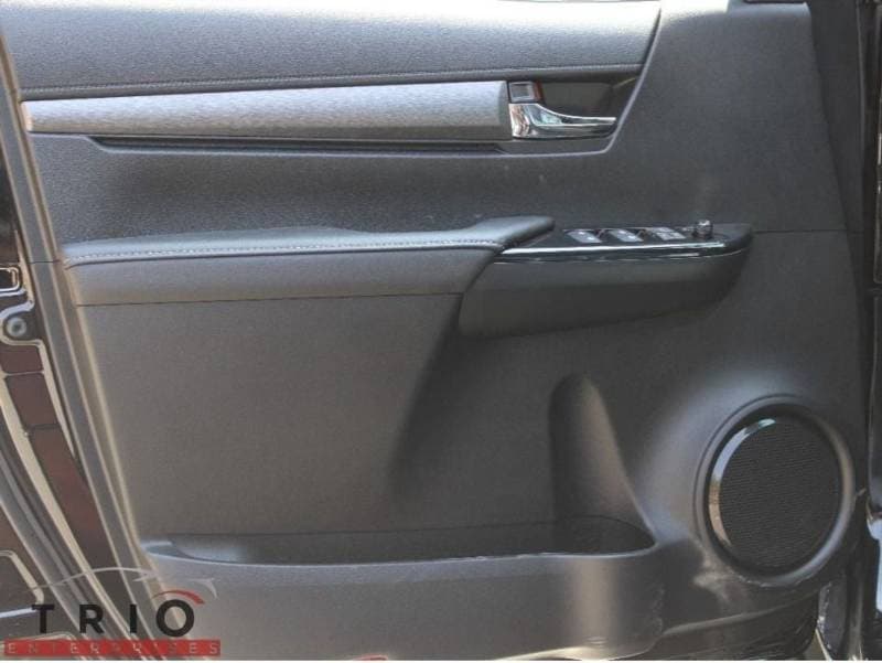 2026 Toyota Hilux ADVENTURE thumbnail 8