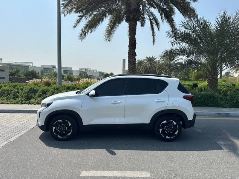 2025 Kia Sonet EX thumbnail 7