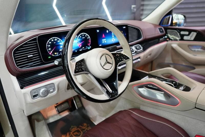 2024 Mercedes Benz GLS 600 MAYBACH thumbnail 5