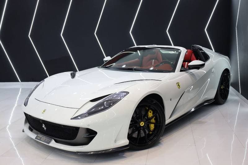 2021 Ferrari 812 GTS