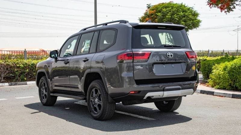 2023 Toyota Land Cruiser GR SPORT thumbnail 4