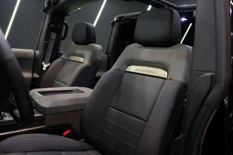 2024 GMC Hummer EV thumbnail 7