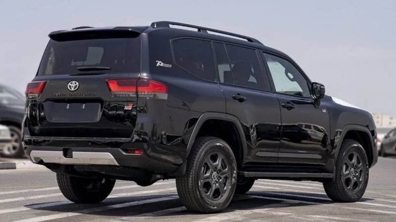 2022 Toyota Land Cruiser GR SPORT thumbnail 5