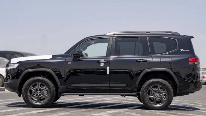 2022 Toyota Land Cruiser GR SPORT thumbnail 7