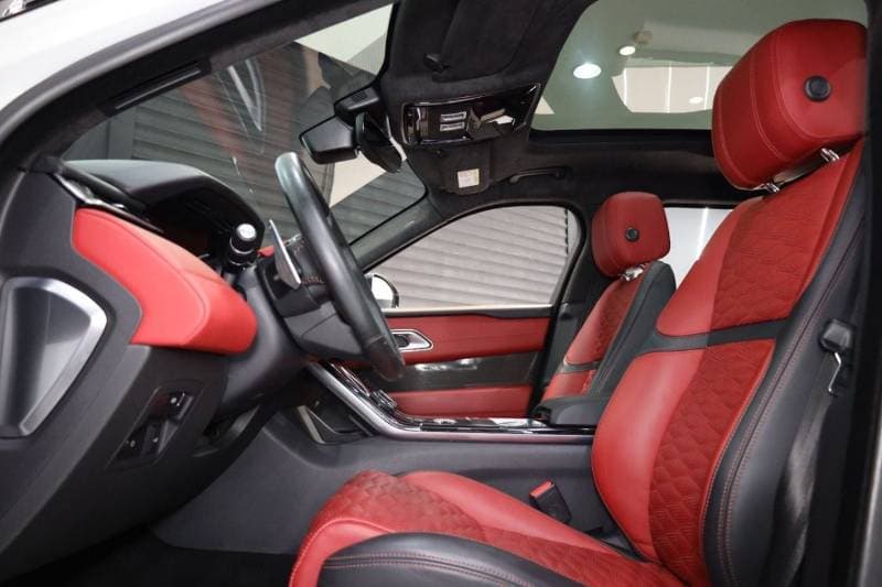 2020 Land Rover Range Rover Velar SV Autobiography thumbnail 4