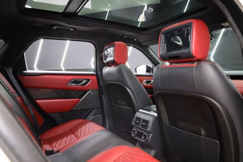 2020 Land Rover Range Rover Velar SV Autobiography thumbnail 8