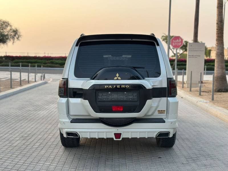 2020 Mitsubishi Pajero GLS H/L ROCKFORD thumbnail 6