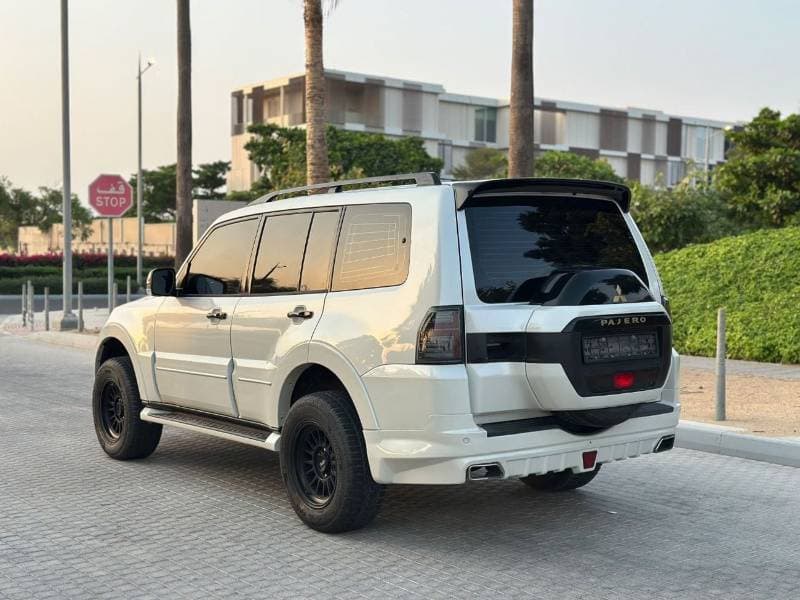 2020 Mitsubishi Pajero GLS H/L ROCKFORD thumbnail 5