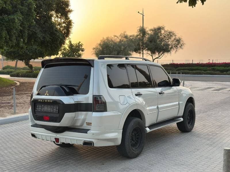 2020 Mitsubishi Pajero GLS H/L ROCKFORD thumbnail 4
