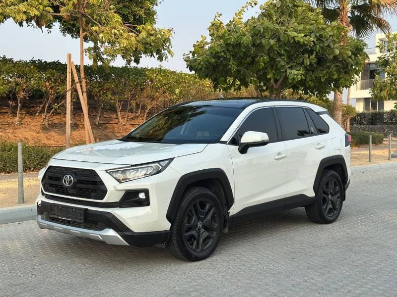 2024 Toyota RAV4 ADVENTURE thumbnail 2