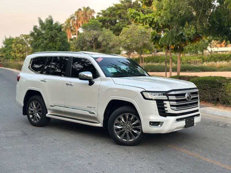 2024 Toyota Land Cruiser VXR thumbnail 2