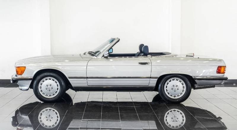 1987 Mercedes Benz SL 560 thumbnail 5