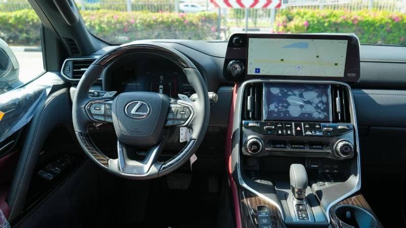 2026 Lexus LX700h SIGNATURE thumbnail 8