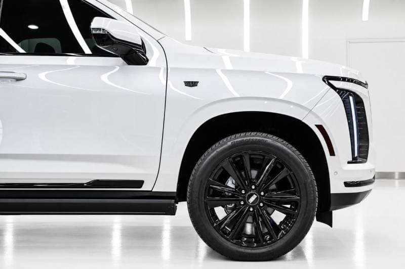 2025 Cadillac Escalade SPORT thumbnail 4