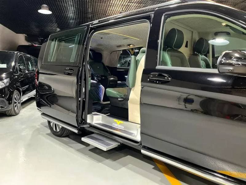 2026 Mercedes Benz V300 V LINE