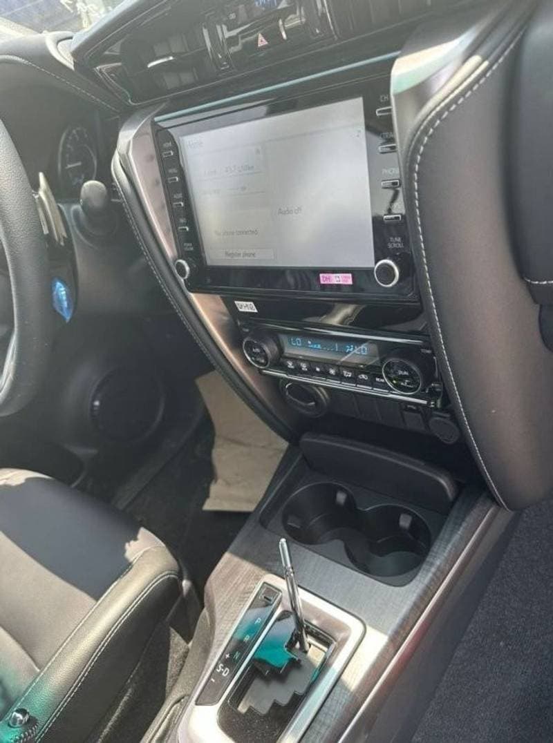 2026 Toyota Fortuner EXR thumbnail 8