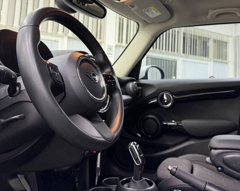 2022 Mini Cooper STANDARD thumbnail 7