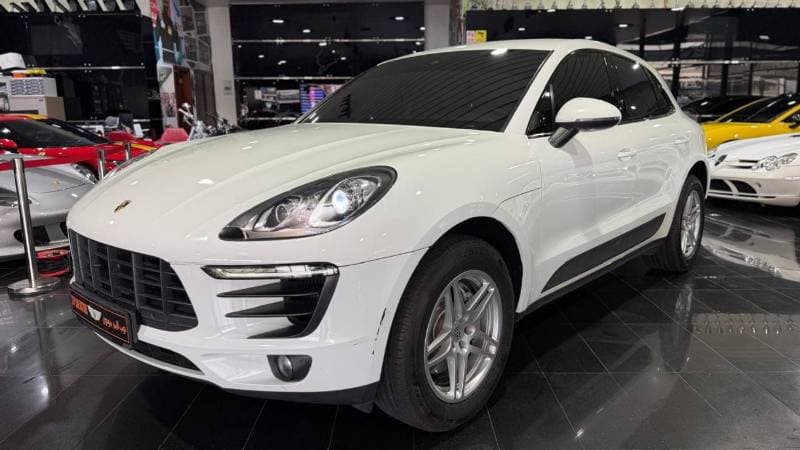 2016 Porsche Macan S
