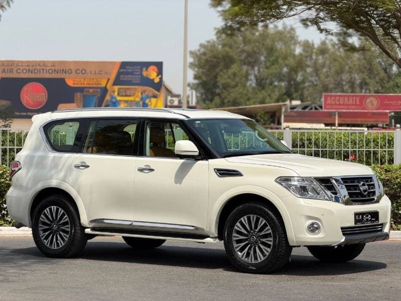 2019 Nissan Patrol SE PLATINUM CITY thumbnail 3
