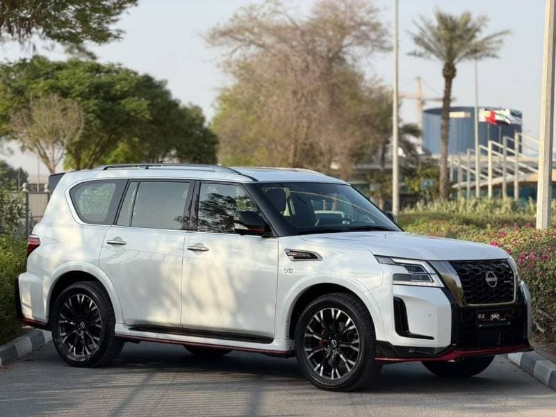 2022 Nissan Patrol NISMO thumbnail 2
