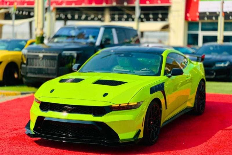2024 Ford Mustang PREMIUM