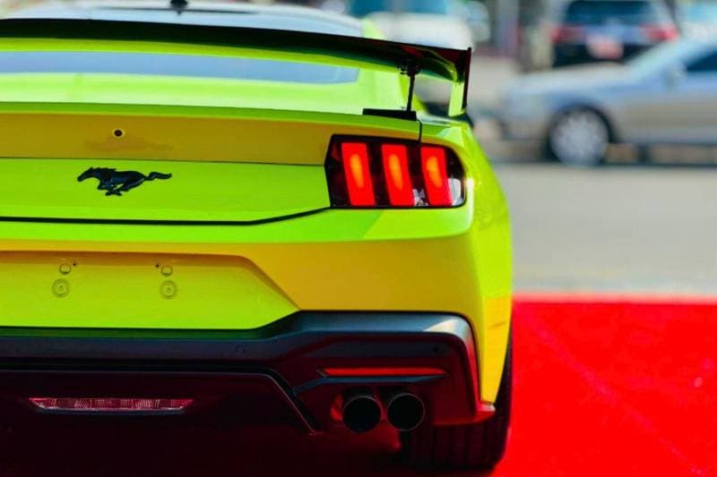 2024 Ford Mustang PREMIUM thumbnail 8