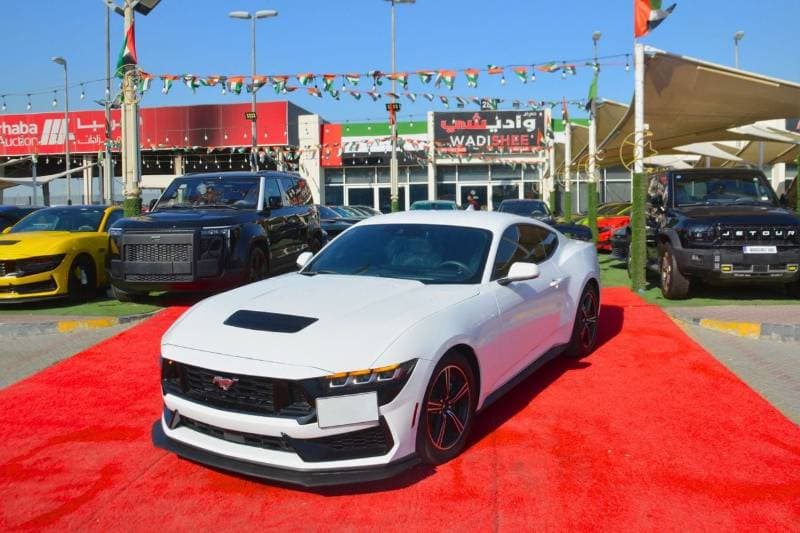 2024 Ford Mustang PREMIUM thumbnail 2