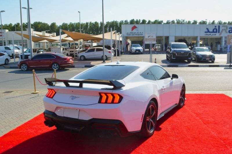 2024 Ford Mustang PREMIUM thumbnail 5