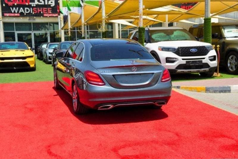 2017 Mercedes Benz C300 STANDARD thumbnail 5