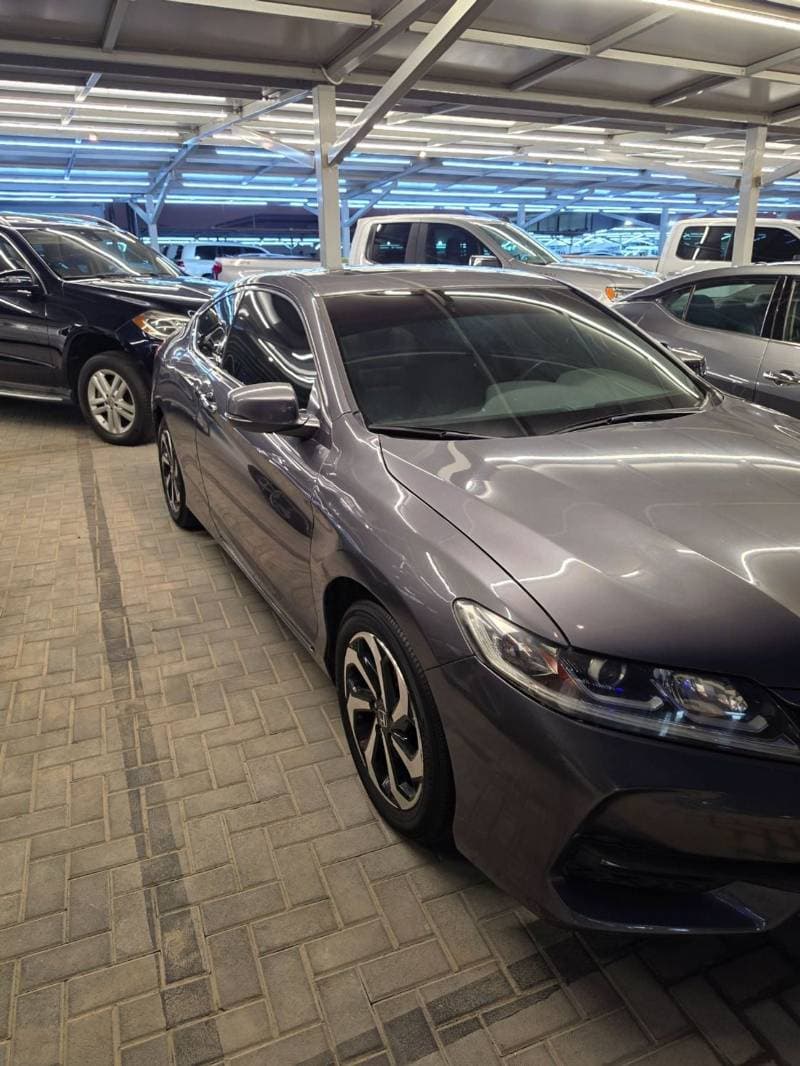 2016 Honda Accord Coupe EXI thumbnail 2