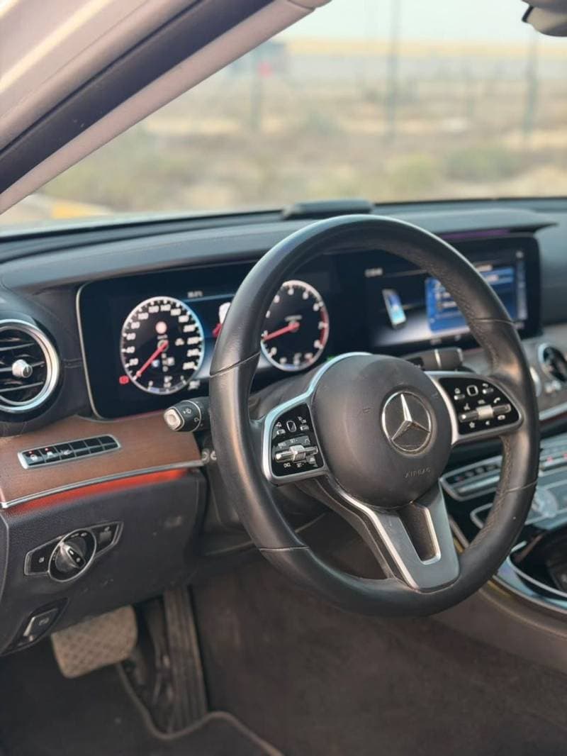 2020 Mercedes Benz E300 PREMIUM PLUS thumbnail 6