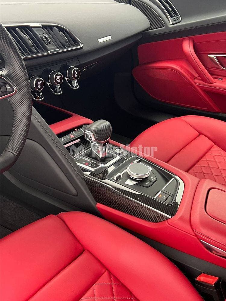 2020 Audi R8 Coupe thumbnail 8