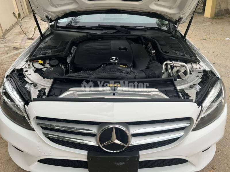2019 Mercedes-Benz C-Class thumbnail 6
