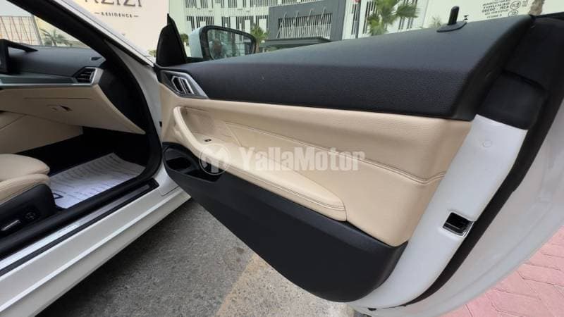 2024 BMW 4 Series Coupe thumbnail 3