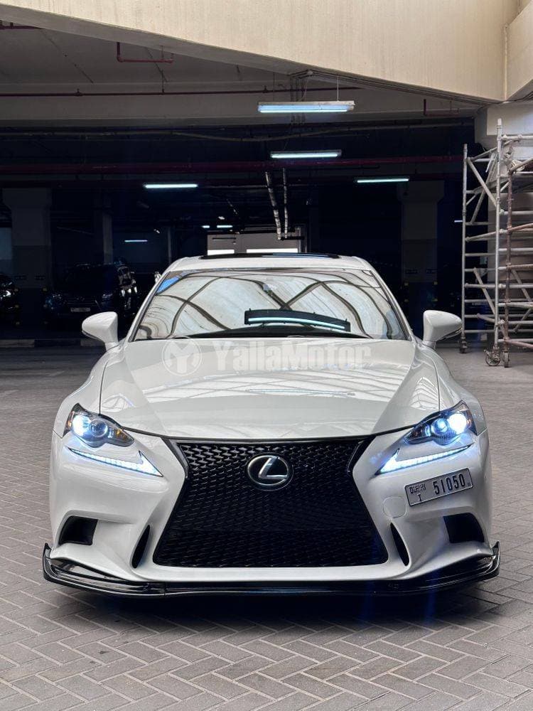 2016 Lexus IS 300 thumbnail 2