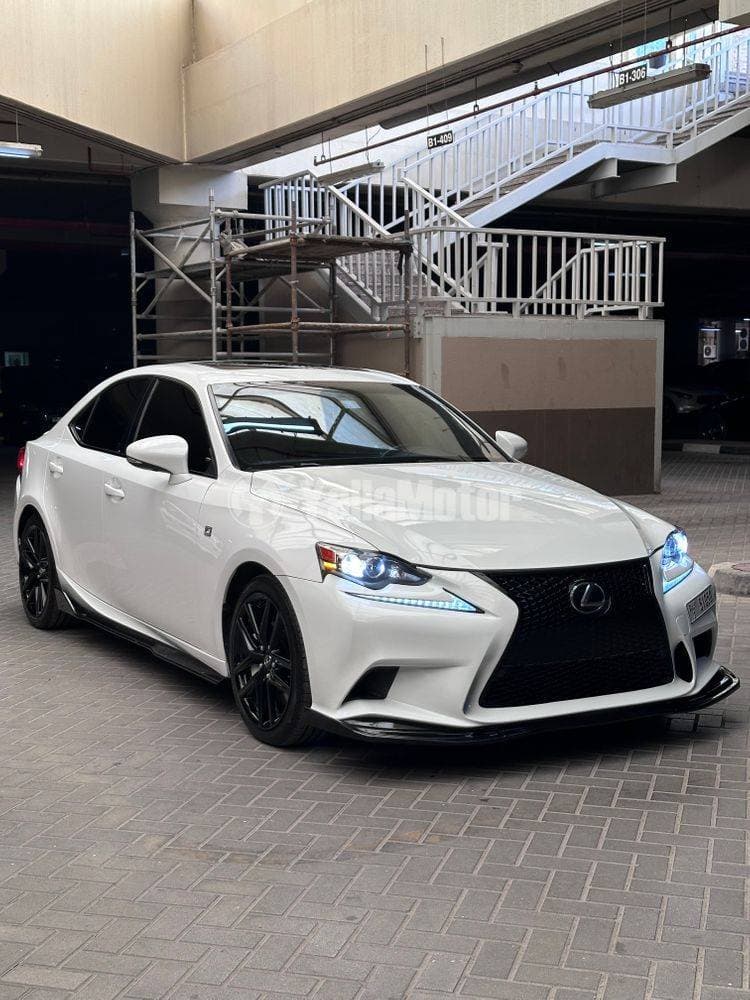2016 Lexus IS 300 thumbnail 3